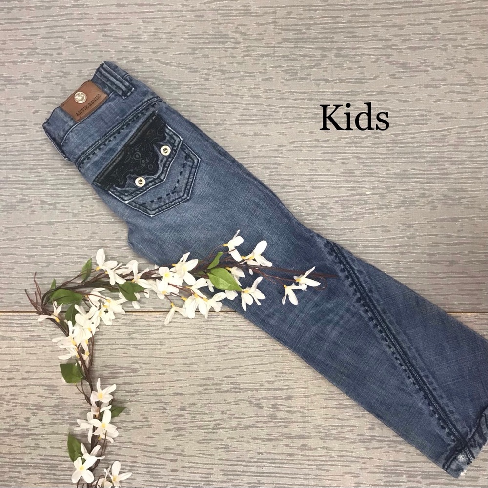 🎪 Antik Jeans